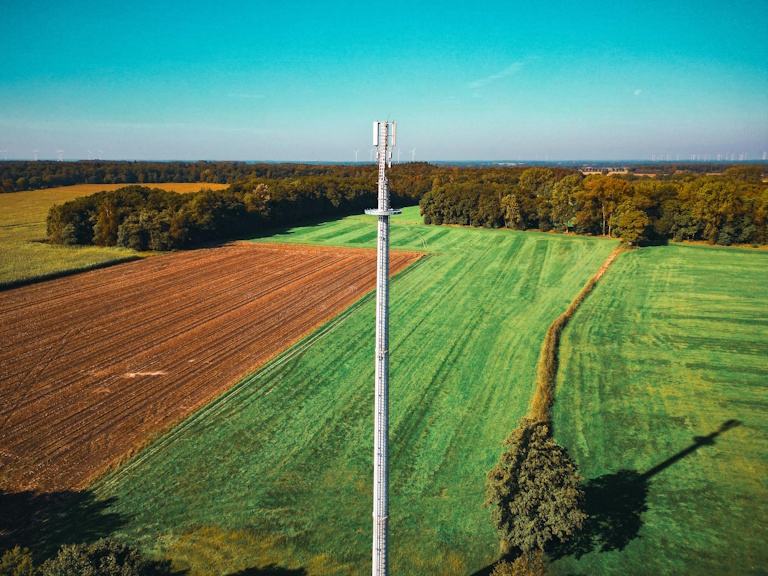 Telecommunications tower and fibre infrastructure construction